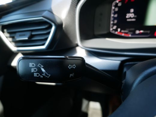 Seat Leon Sportstourer 1.0 TSI Style Business Intense | Achteruitrijcamera | Airco (automatisch) | Apple Carplay/Android... ActivLease financial lease