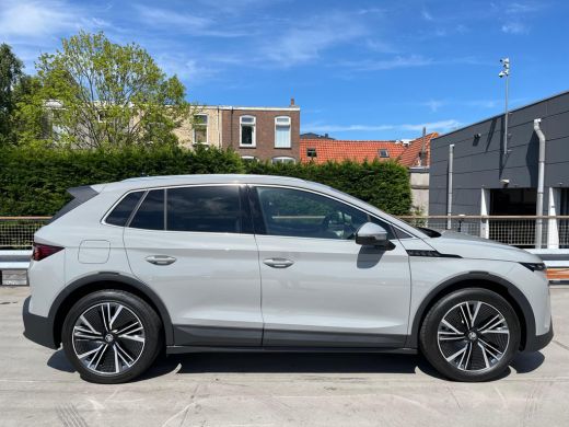 Skoda Elroq 85 Business Edition | Trekhaak | Verwarmbare voorruit | ACC | Travel Assist | Apple Carplay | Cam... ActivLease financial lease
