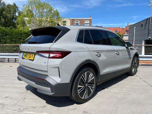 Skoda Elroq 85 Business Edition | Trekhaak | Verwarmbare voorruit | ACC | Travel Assist | Apple Carplay | Cam... ActivLease financial lease