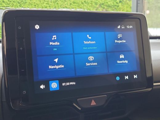 Toyota Yaris Cross 1.5 Hybrid Executive | Panorama dak | Apple CarPlay | Elektr. klep | Rijklaarprijs incl. garantie | ActivLease financial lease
