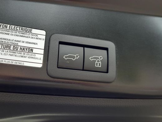 Toyota Yaris Cross 1.5 Hybrid Executive | Panorama dak | Apple CarPlay | Elektr. klep | Rijklaarprijs incl. garantie | ActivLease financial lease