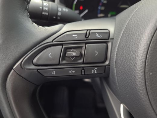 Toyota Yaris Cross 1.5 Hybrid Executive | Panorama dak | Apple CarPlay | Elektr. klep | Rijklaarprijs incl. garantie | ActivLease financial lease