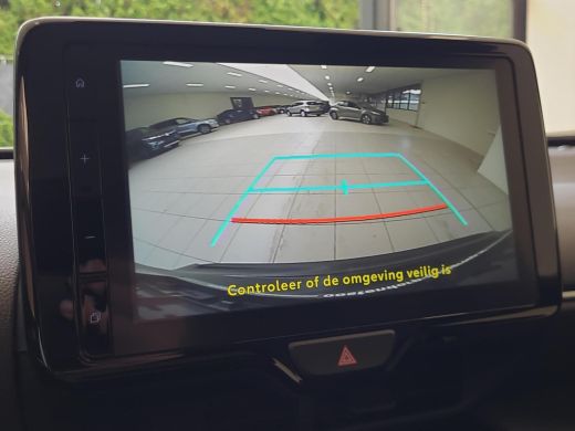 Toyota Yaris Cross 1.5 Hybrid Executive | Panorama dak | Apple CarPlay | Elektr. klep | Rijklaarprijs incl. garantie | ActivLease financial lease