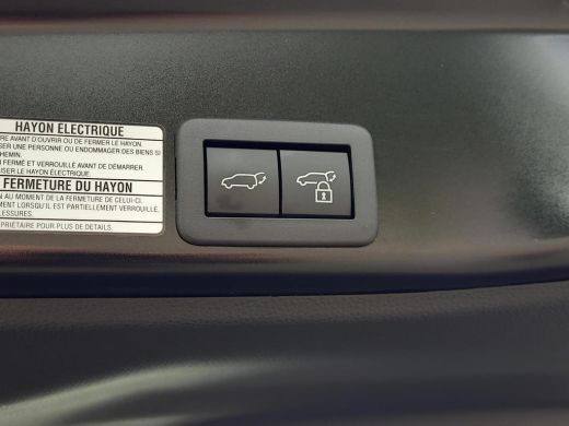 Toyota Yaris Cross 1.5 Hybrid Executive | Panorama dak | Apple CarPlay | Elektr. klep | Rijklaarprijs incl. garantie | ActivLease financial lease