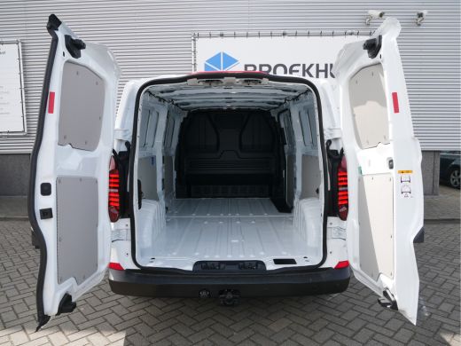 Volkswagen E-Transporter L2 Life 64 kWh TREKHAAK - APPLE CARPLAY/ ANDROID AUTO - CRUISE CONTROL TREKHAAK - APPLE CARPLAY/ ... ActivLease financial lease