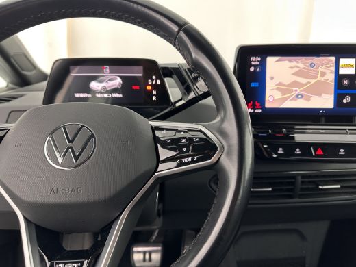 Volkswagen ID.3 First 58 kWh (INCL-BTW) *ADAPTIVE-CRUISE | FULL-LED | NAVI-FULLMAP | DIGI-COCKPIT | HEATED-COMFOR... ActivLease financial lease
