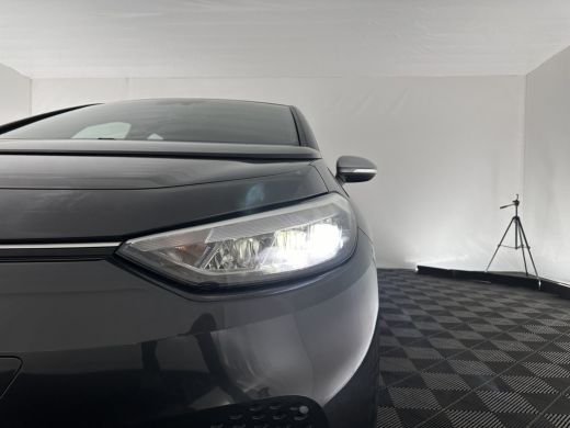 Volkswagen ID.3 First 58 kWh (INCL-BTW) *ADAPTIVE-CRUISE | FULL-LED | NAVI-FULLMAP | DIGI-COCKPIT | HEATED-COMFOR... ActivLease financial lease