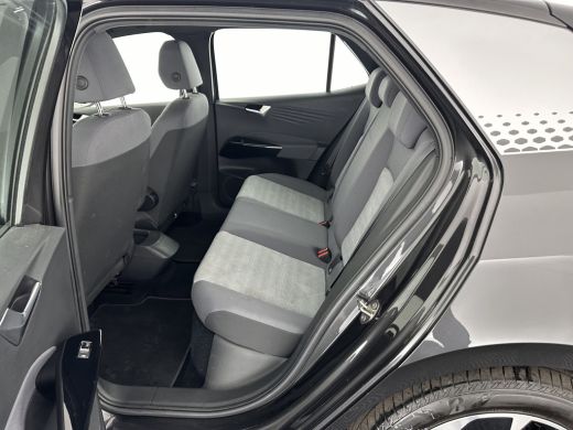 Volkswagen ID.3 First 58 kWh (INCL-BTW) *ADAPTIVE-CRUISE | FULL-LED | NAVI-FULLMAP | DIGI-COCKPIT | HEATED-COMFOR... ActivLease financial lease