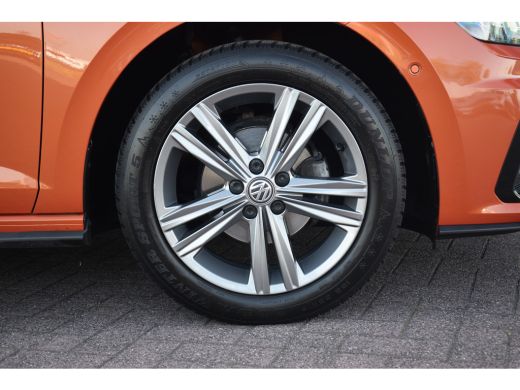 Volkswagen Polo 1.0 TSI Highline Business R | R-Line | CarPlay | Half Leer | Climate | ACC ActivLease financial lease