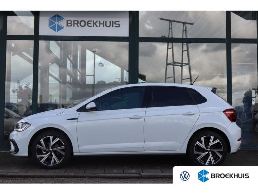 Volkswagen Polo R-Line Business | 'App-Connect' draadloze smartphone integratie | 'R-Line' bekleding | Achterlich... Volkswagen Polo R-Line Business | 'App-Connect' draadloze smartphone integratie | 'R-Line' bekleding | Achterlich...