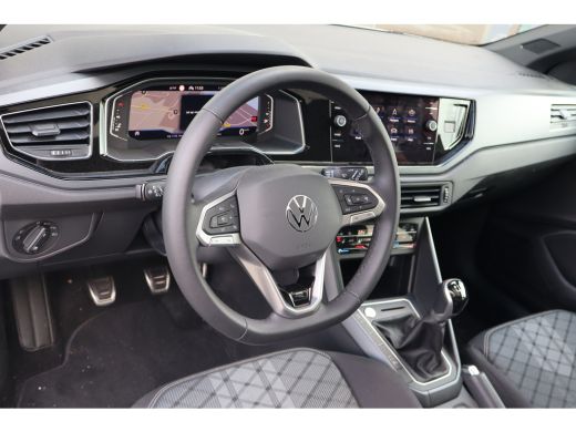 Volkswagen Polo R-Line Business | 'App-Connect' draadloze smartphone integratie | 'R-Line' bekleding | Achterlich... ActivLease financial lease