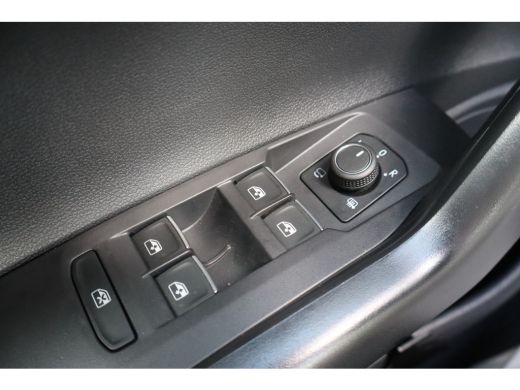 Volkswagen Polo R-Line Business | 'App-Connect' draadloze smartphone integratie | 'R-Line' bekleding | Achterlich... ActivLease financial lease