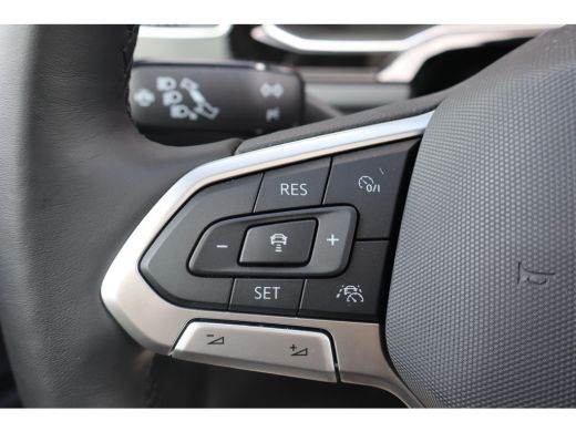 Volkswagen Polo R-Line Business | 'App-Connect' draadloze smartphone integratie | 'R-Line' bekleding | Achterlich... ActivLease financial lease