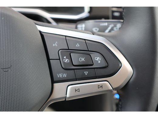 Volkswagen Polo R-Line Business | 'App-Connect' draadloze smartphone integratie | 'R-Line' bekleding | Achterlich... ActivLease financial lease