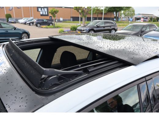 Volkswagen Polo R-Line Business | 'App-Connect' draadloze smartphone integratie | 'R-Line' bekleding | Achterlich... ActivLease financial lease