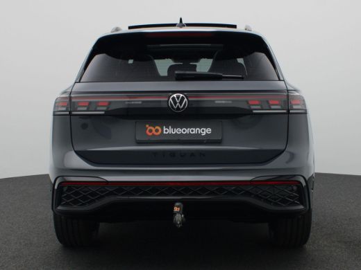 Volkswagen Tiguan 1.5 eHybrid R-Line Edition Black style, panoramadak, matrix led, trekhaak, 360gr. camera, adaptiv... ActivLease financial lease