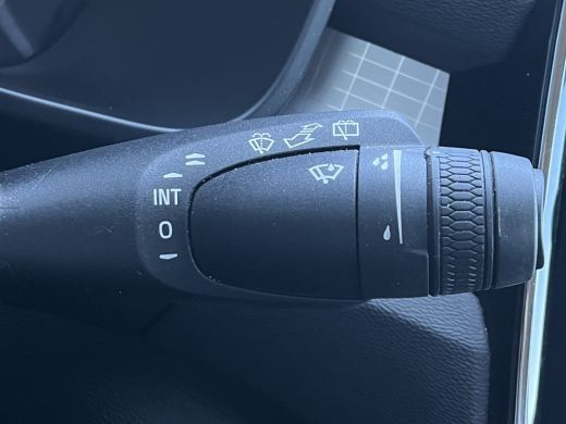 Volvo  XC40 1.5 T2 Momentum Business | Pilot Assist | Camera | Trekhaak | Keyless | ActivLease financial lease
