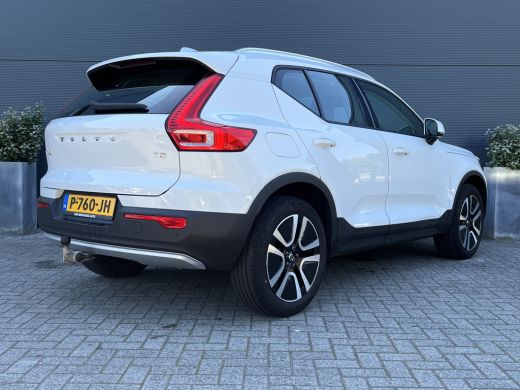 Volvo  XC40 1.5 T2 Momentum Business | Pilot Assist | Camera | Trekhaak | Keyless | ActivLease financial lease