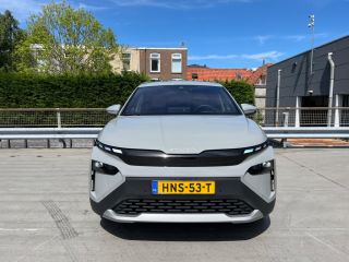 Skoda Elroq 85 Business Edition | Trekhaak | Verwarmbare voorruit | ACC | Travel Assist | Apple Carplay | Cam...