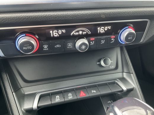 Audi Q3 35 TFSI S edition Adapt.Cruise Carplay DigiDisplay S-Line ActivLease financial lease