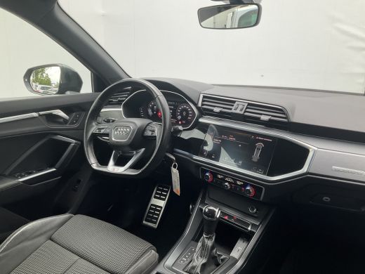 Audi Q3 35 TFSI S edition Adapt.Cruise Carplay DigiDisplay S-Line ActivLease financial lease