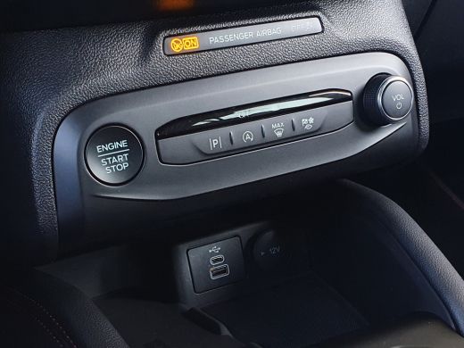 Ford Focus 1.0 EcoB ST Line X 155 PK Automaat | Winter Pack | 18 inch | Apple Carplay/Android Auto|telefooni... ActivLease financial lease