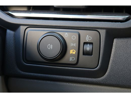 Ford Transit Custom 2.0 TDCI 170pk L2 H1 Limited DC Black Edition ActivLease financial lease