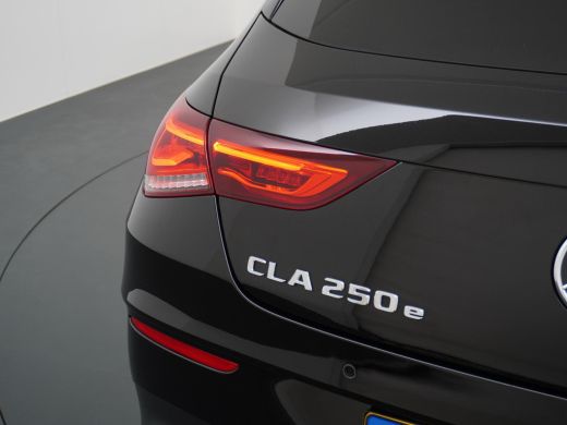 Mercedes CLA-Klasse Shooting Brake 250 e AMG Line PANO | CAMERA | RIJKLAAR INCL. 12 MND. BOVAGGARANTIE ActivLease financial lease