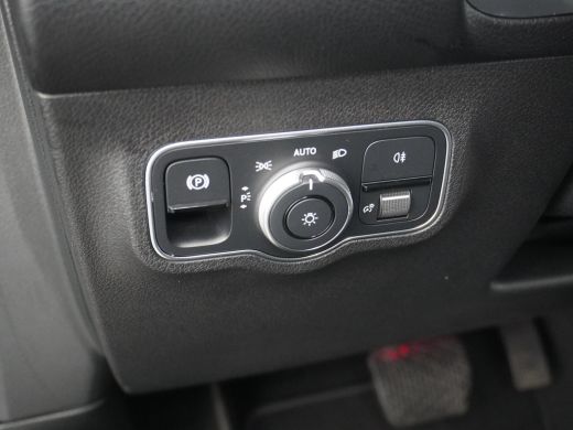 Mercedes EQB 250 Luxury Line 67 kWh CAMERA | AMBILIGHT | RIJKLAARPRIJS INCL. 12MND BOVAG ActivLease financial lease