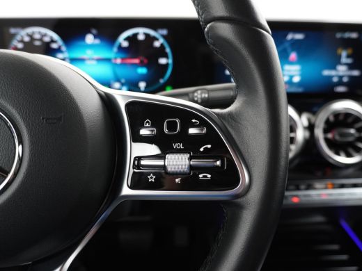 Mercedes EQB 250 Luxury Line 67 kWh CAMERA | AMBILIGHT | RIJKLAARPRIJS INCL. 12MND BOVAG ActivLease financial lease