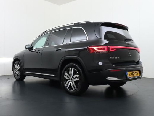 Mercedes EQB 250 Luxury Line 67 kWh CAMERA | AMBILIGHT | RIJKLAARPRIJS INCL. 12MND BOVAG ActivLease financial lease