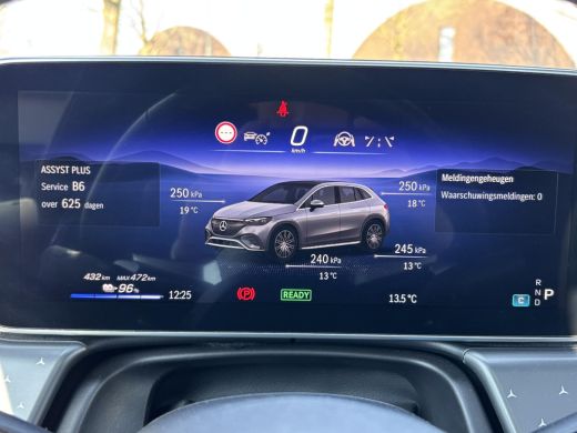 Mercedes EQE SUV 500 4Matic AMG Line 91 kWh ELEK. TREKHAAK | MEMORY SEAT | PANO | BOMVOLLE AUTO ActivLease financial lease