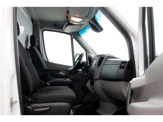 Mercedes Sprinter 314 CDI 143pk E6 Bakwagen met laadklep en zijdeur 990kg laadverm. 05-2018 ActivLease financial lease