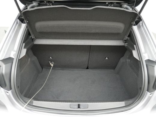 Peugeot e-208 EV GT Pack 50 kWh CAMERA | NAVI | RIJKLAARPRIJS INCL. 12 MND. BOVAGGARANTIE ActivLease financial lease