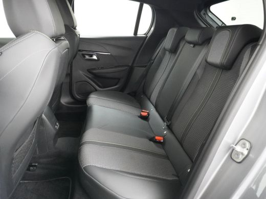 Peugeot e-208 EV GT Pack 50 kWh CAMERA | NAVI | RIJKLAARPRIJS INCL. 12 MND. BOVAGGARANTIE ActivLease financial lease