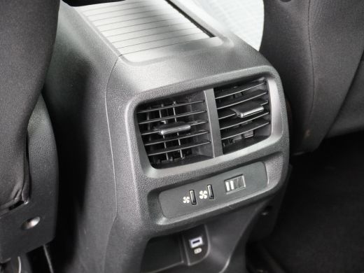Peugeot eRifter GT Pack TREKHAAK | CAMERA | KEYLESS | STOELVERWARMING ActivLease financial lease