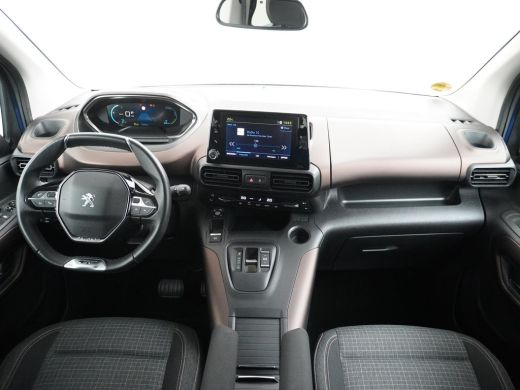 Peugeot eRifter GT Pack TREKHAAK | CAMERA | KEYLESS | STOELVERWARMING ActivLease financial lease