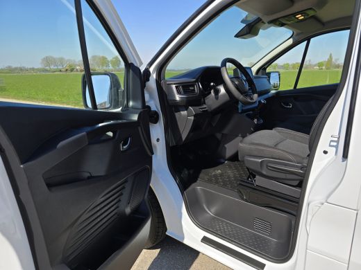 Renault Trafic 2.0 Blue dCi 130 T30 L2 H1 Advance - Euro 6 - 130 Pk - Navi - ParkeerCamera - Airco ActivLease financial lease