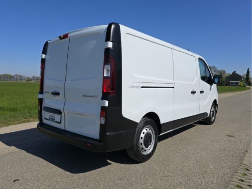 Renault Trafic 2.0 Blue dCi 130 T30 L2 H1 Advance - Euro 6 - 130 Pk - Navi - ParkeerCamera - Airco ActivLease financial lease