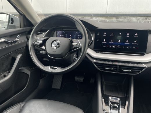 Skoda Octavia Combi 1.4 TSI iV PHEV Business Edition | Head-Up | Carplay | LED | Camera | Memory | Navi | Sfeer... ActivLease financial lease