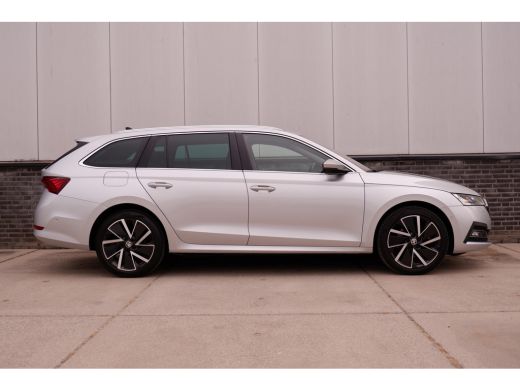 Skoda Octavia Combi 1.4 TSI iV PHEV Business Edition | Head-Up | Carplay | LED | Camera | Memory | Navi | Sfeer... ActivLease financial lease