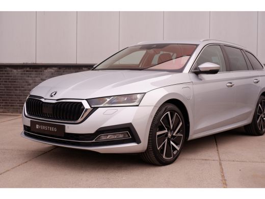 Skoda Octavia Combi 1.4 TSI iV PHEV Business Edition | Head-Up | Carplay | LED | Camera | Memory | Navi | Sfeer... ActivLease financial lease