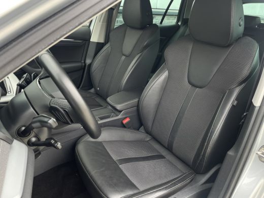 Skoda Octavia Combi 1.4 TSI iV PHEV Business Edition | Head-Up | Carplay | LED | Camera | Memory | Navi | Sfeer... ActivLease financial lease