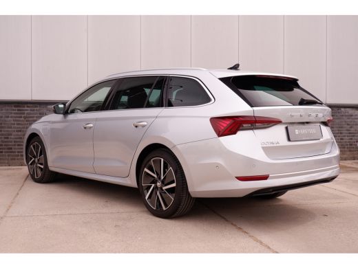 Skoda Octavia Combi 1.4 TSI iV PHEV Business Edition | Head-Up | Carplay | LED | Camera | Memory | Navi | Sfeer... ActivLease financial lease