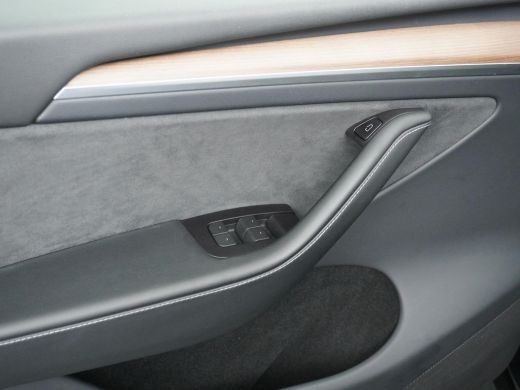 Tesla Model Y Performance AWD 75 kWh AUTOPILOT | PANO | TESLA GARANTIE T/M 7-2026 ActivLease financial lease