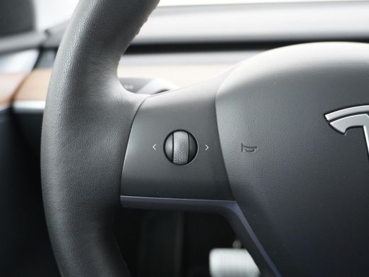 Tesla Model Y Performance AWD 75 kWh AUTOPILOT | PANO | TESLA GARANTIE T/M 7-2026 ActivLease financial lease