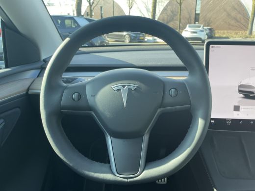 Tesla Model Y Performance AWD 75 kWh STOEL + STUURVERWARMING | LEDER | TESLA GARANTIE T/M 3-2027 ActivLease financial lease