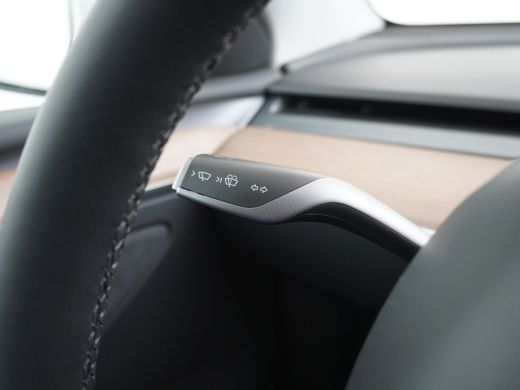 Tesla Model Y Performance AWD 75 kWh STOEL + STUURVERWARMING | LEDER | TESLA GARANTIE T/M 3-2027 ActivLease financial lease