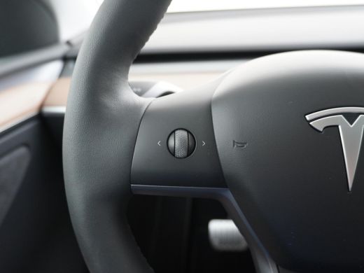 Tesla Model Y Performance AWD 75 kWh STOEL + STUURVERWARMING | LEDER | TESLA GARANTIE T/M 3-2027 ActivLease financial lease