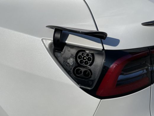 Tesla Model Y Performance AWD 75 kWh STOEL + STUURVERWARMING | LEDER | TESLA GARANTIE T/M 3-2027 ActivLease financial lease